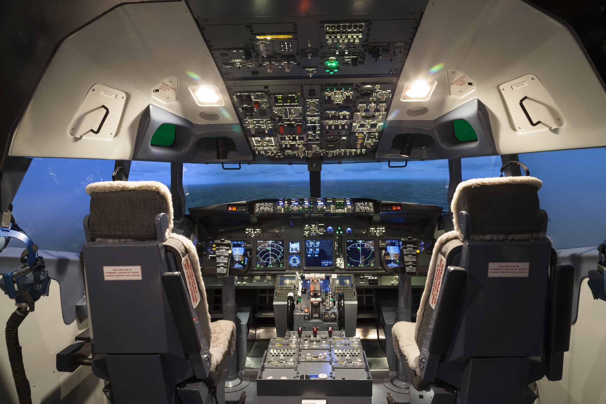 Icanflytoo_cockpit_1